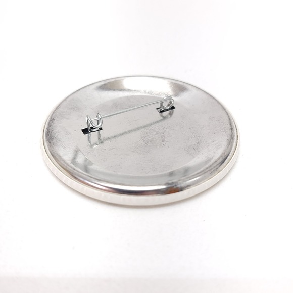 Vintage I‎ Heart Chuck E. Cheese Cheese's Pinback Button Retro Love 80's ~ 2.5" - Picture 4 of 4